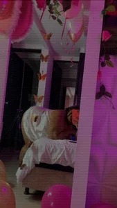 NaomiAsha Taking me photos for you Foto 5