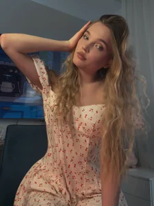 JulieLupo The perfect sundress for sunday spring🎡💍 Billede