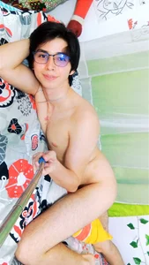 HAPPY NEW YEAR 🎉 Free de Andy_gray  8 Imagens