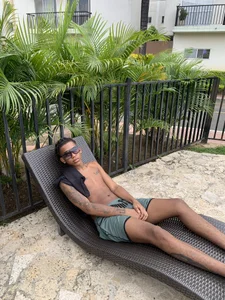 latin_kay1 Public Foto 3