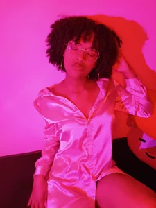 Megan__Hart_ Public 사진 2