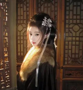 Yuanyuan-718 Public Pic 3
