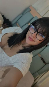 miahonneyy Public Pic