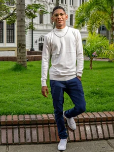 Nick_Collins18 street and urban style Pic 2