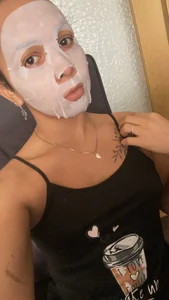 housegirl_bigcock Mi face Pic 4