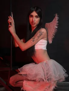 lana_gill1 Your evil ángel Pic 2