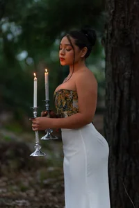 -VICKKY: IN DARKNESS ( фото)