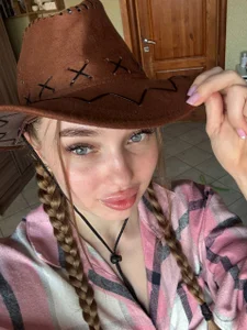 Kevin_Amy Amy Cowboy Pic 2