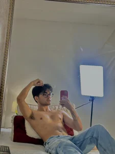 Archie_77のme sexyの 2枚の写真