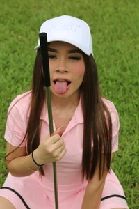 LYEN_RAE a good day for golf 🏌️‍♀️⛳ Foto 2