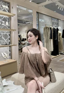 Public de Aurora_Nova  3 photos