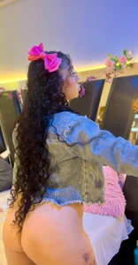 antonelllepiercee 😇  4টি ছবি