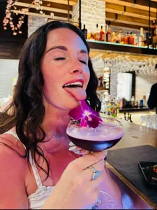 violette_rose Public  9টি ছবি