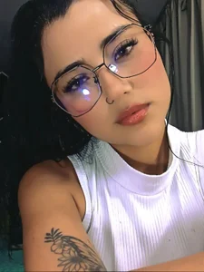 Madelys XXX nøgenfoto 1