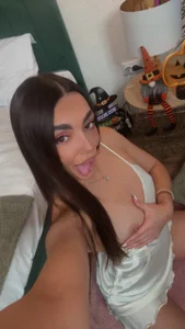 Let me tease you de VeyaNash  2 Imagens