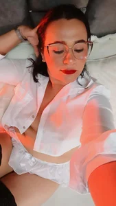 Ready for fuck ur mommy's pussy? od Sienarosewood  4 snímek