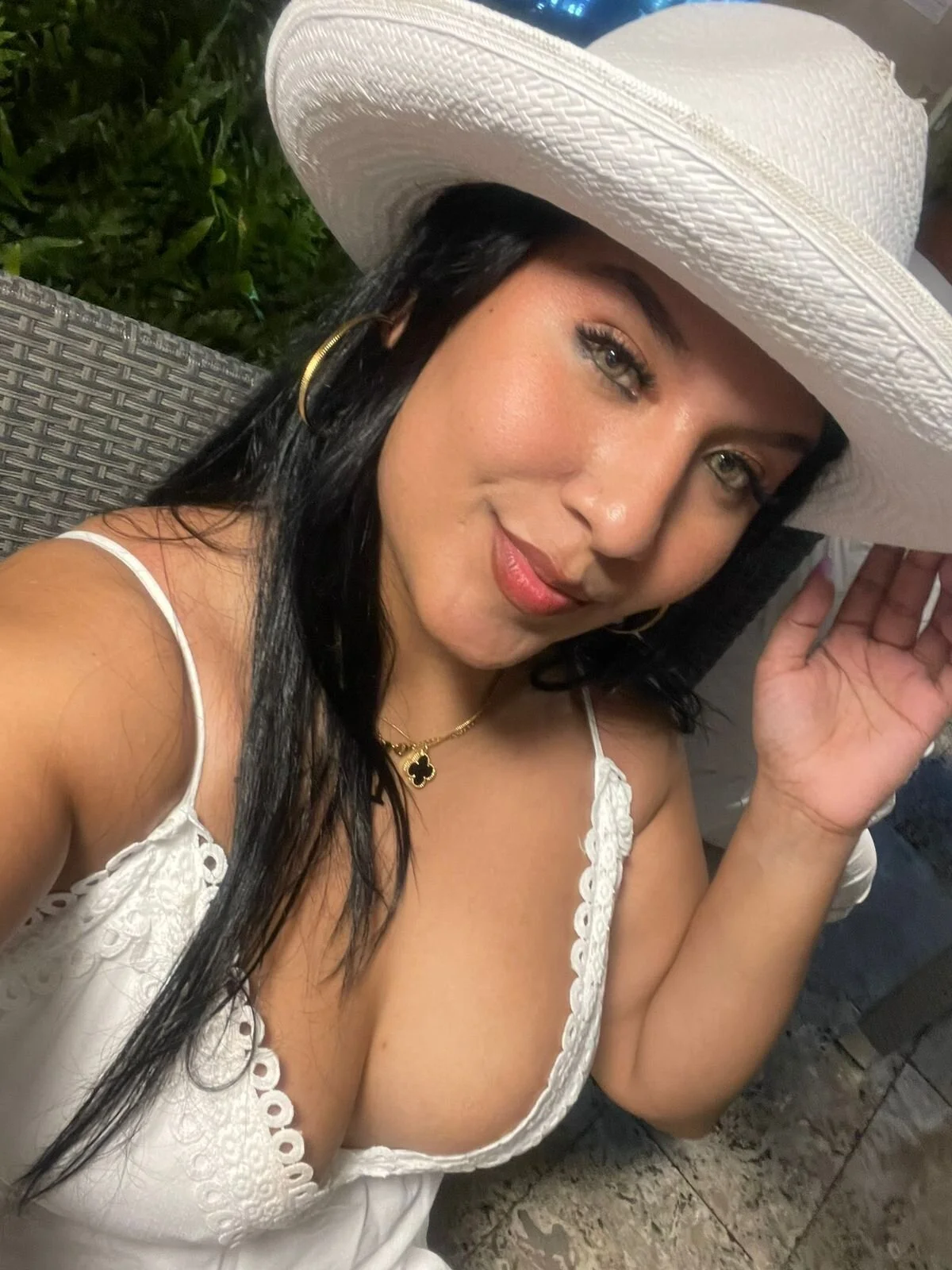 Iam_Ambar-এর ট্রেন্ডিং  6859টি ছবি