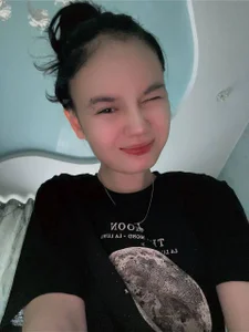 BeatrisRosel Just me moments Pic 2