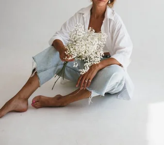 BettyGibsonn Public Gambar 4