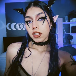 Raven_Witch_ I can be the demon of your dreams😈🔥 Pic 3