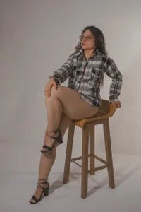 victoria_becker_ Plaid & Heels 🔥 รูป 