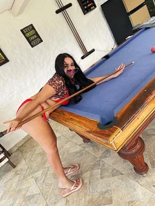 melaniecooperr DO YOU PLAY? 🌺 Pic 9