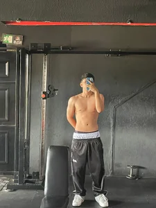 Public de AdrianFranko  5 Imagens