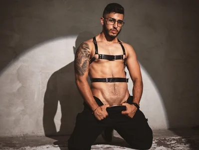 Liam_Kleiin Public Immagine  5