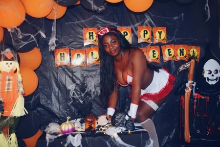 alicebennet_01 halloween Pic 6