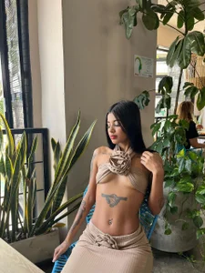 Mia_Lover_ Public  5. fénykép