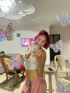 Luna_cherry02 kiss - {count, plural, one {תמונה אחת} two {שתי תמונות} many {# תמונות} other {# תמונות}}