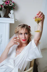 AdrianaSea Morning of the bride Pic 4