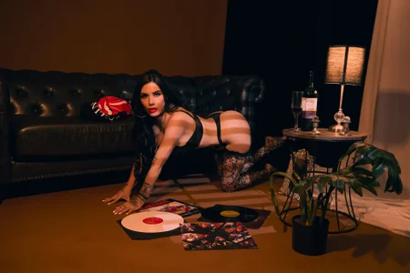 Perfect_design_ Look at me in lingerie, posing for you slika 5