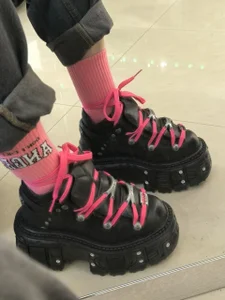 LilithPoison My new rock shoes Pic