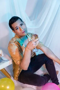 🎉🍑 I want spanks and kisses... it’s my birthday. de Sidney_Belle  4 Imagens