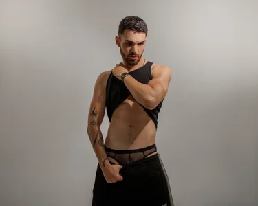 Apolo_lux1 ROMANTIC APOLO... 🥀 Pic 5