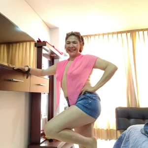 MiaIsabela_ Public Billede 4