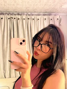 SarahMiler_“Flirty mode: ON 💕”图片 4