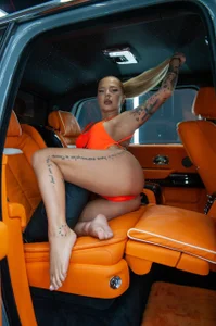 RedLaraa Rolls Royce and a nasty view зображення 3