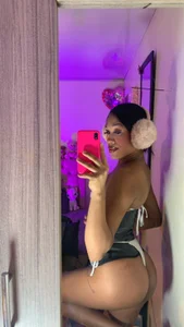 _ChanellR_ kullanıcısının your sexy queen always love albümü -  2 fotoğraf