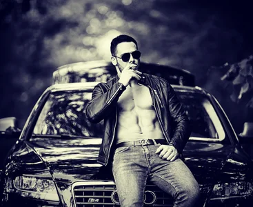 ZackMasterss: Public ( 8 фото)