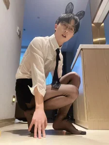 chenxiaoting 呆呆的 Pic 2