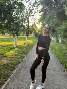 DejaBruhn Public Foto 4