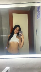 Gia_Massa Public صورة واحدة|Gia_Massa Public صورتان|Gia_Massa Public  4 صور|Gia_Massa Public  4 صورة