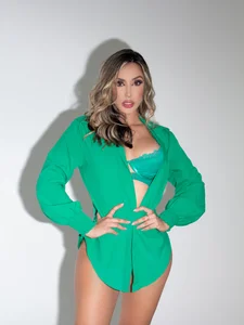 NiaBennet_ Elegant girl Foto 5