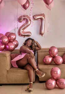 Naomii_King Cumpleaños #27 Pic