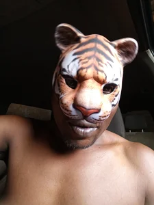 LARVEPUSY me me Immagine  3