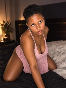 Selfie de madelltheebony  5 photos