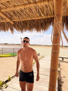 Aaronfox_x Public Foto 3