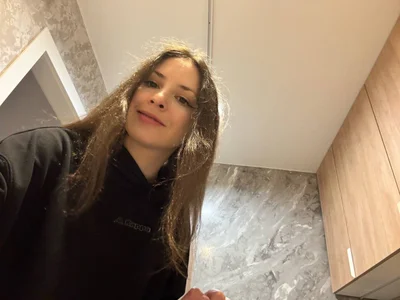 EllaeternityのCome join me onlineの 4枚の写真